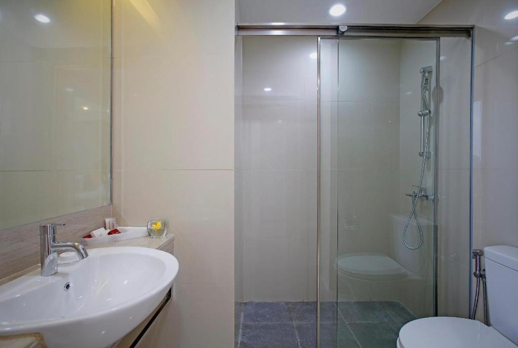 Hotel Grandhika Setiabudi Medan Exterior foto